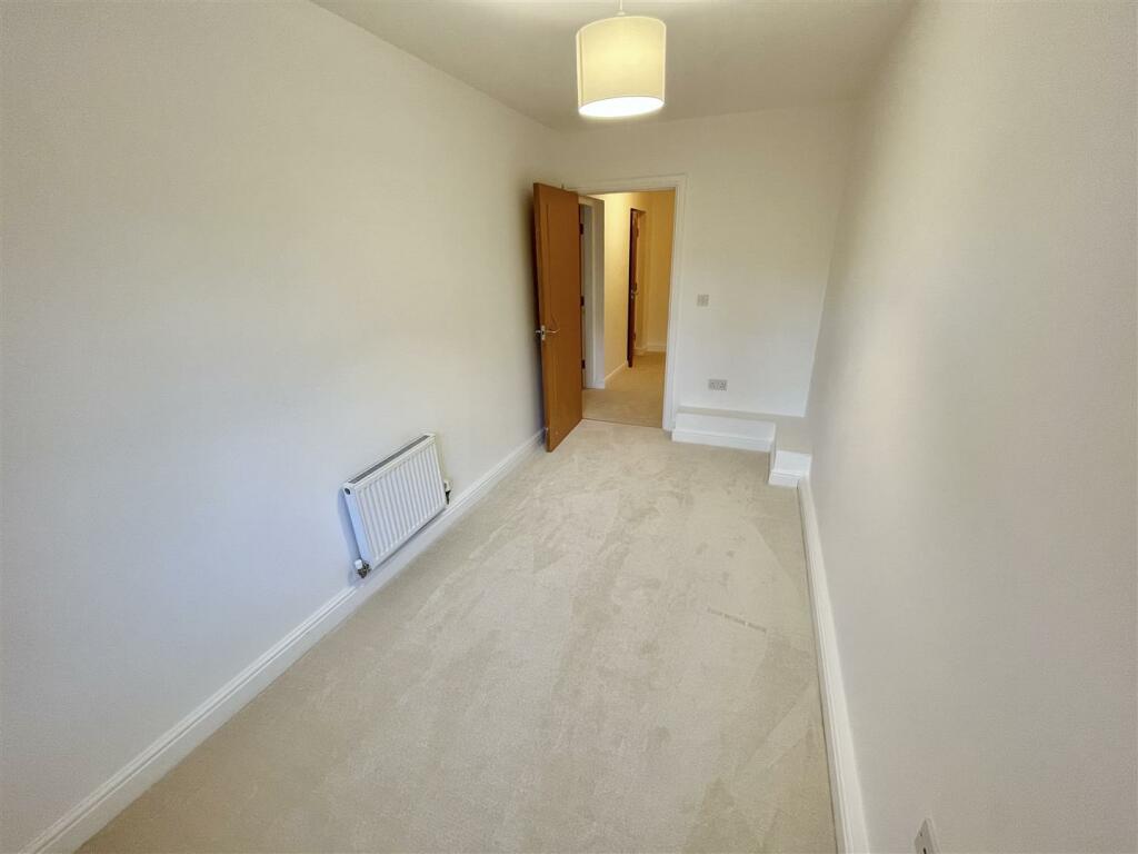 Bedroom 2 Aspect 2