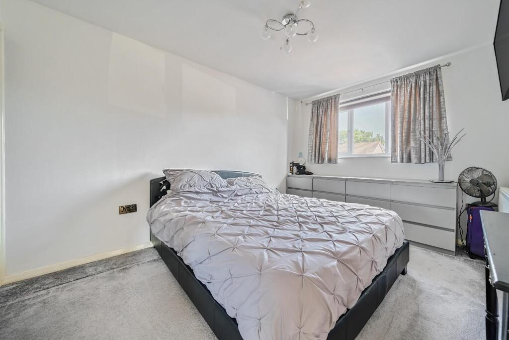 40-682308c3254b8-1293939-ARW-4040-682308c3254b8-12