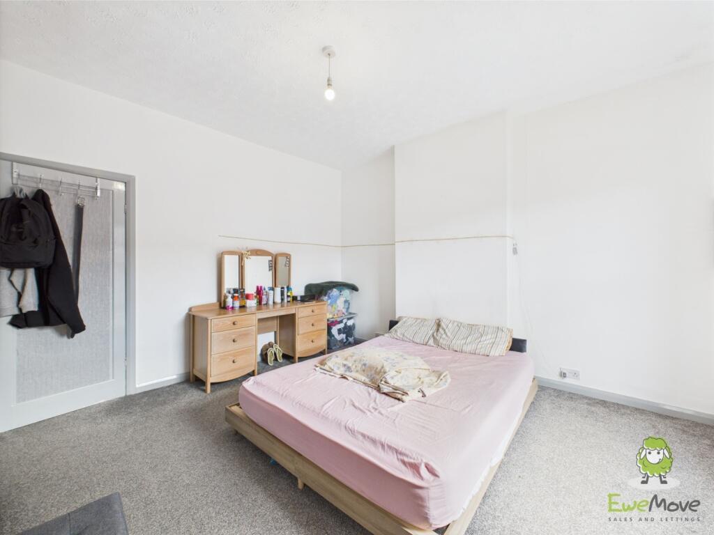 Bedroom 1 - Charlotte Thomasson Ewemove Whitchurch