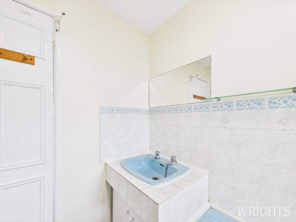 CAM02678G0-PR0251...