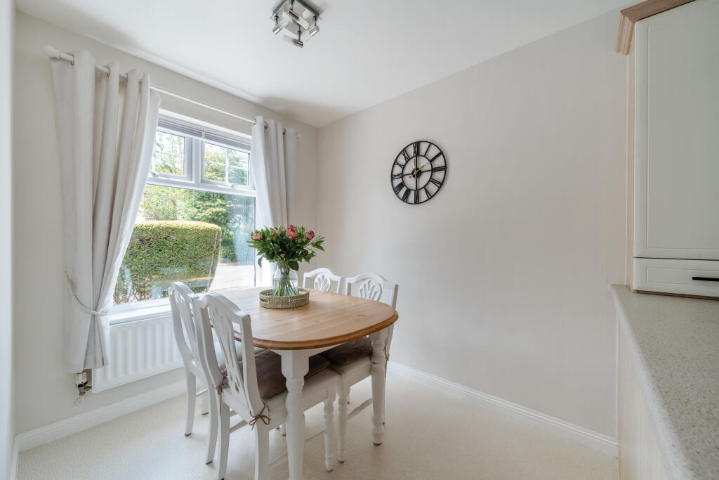 Kitchen / Breakfast Room