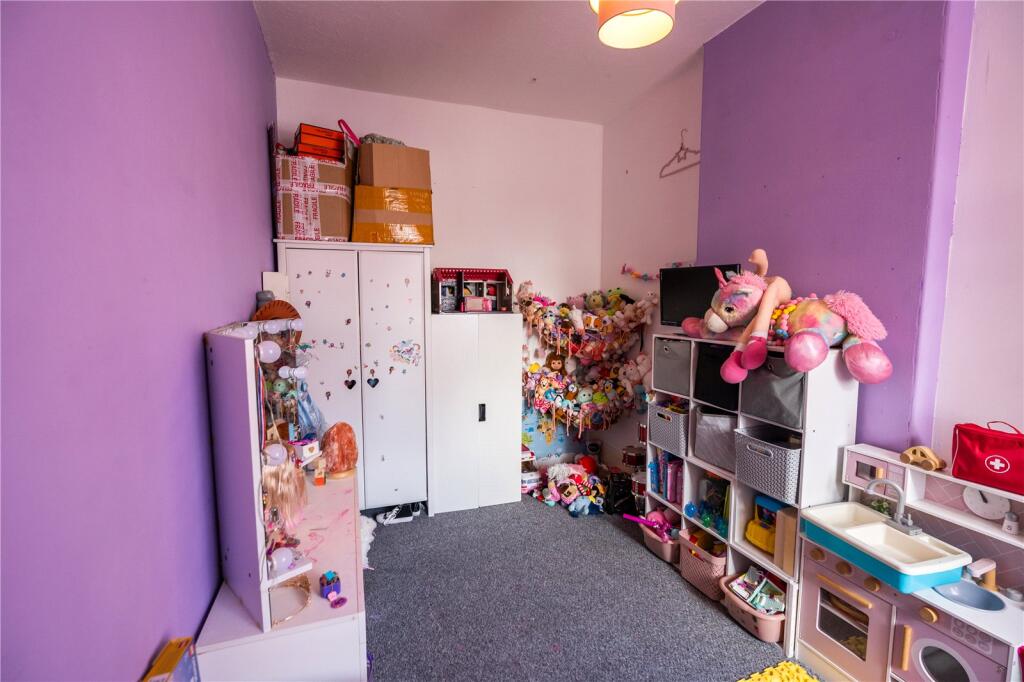 Bedroom 2 (2)
