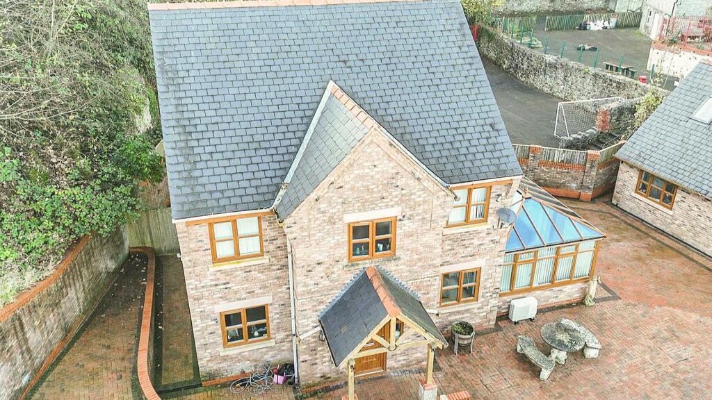 dji_fly_20241114_150946_0_1731596986605_photo_low_