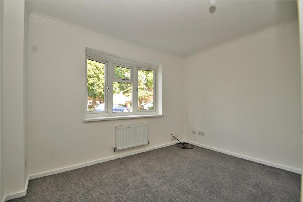 Living Room 1.jpg