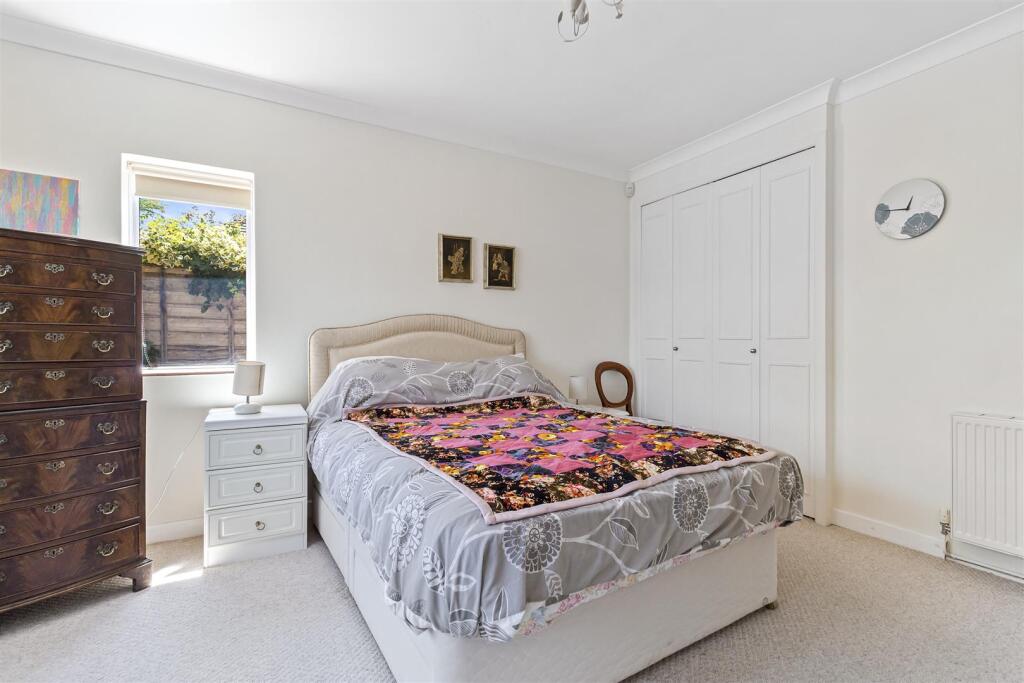 Mulberry Close, 4-012.JPG