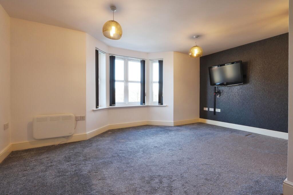 Lounge / Kitchen