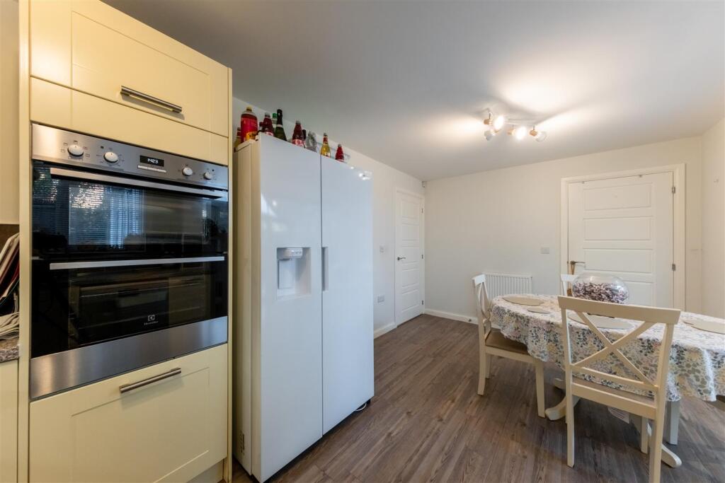 3 Imperial Avenue-013.jpg