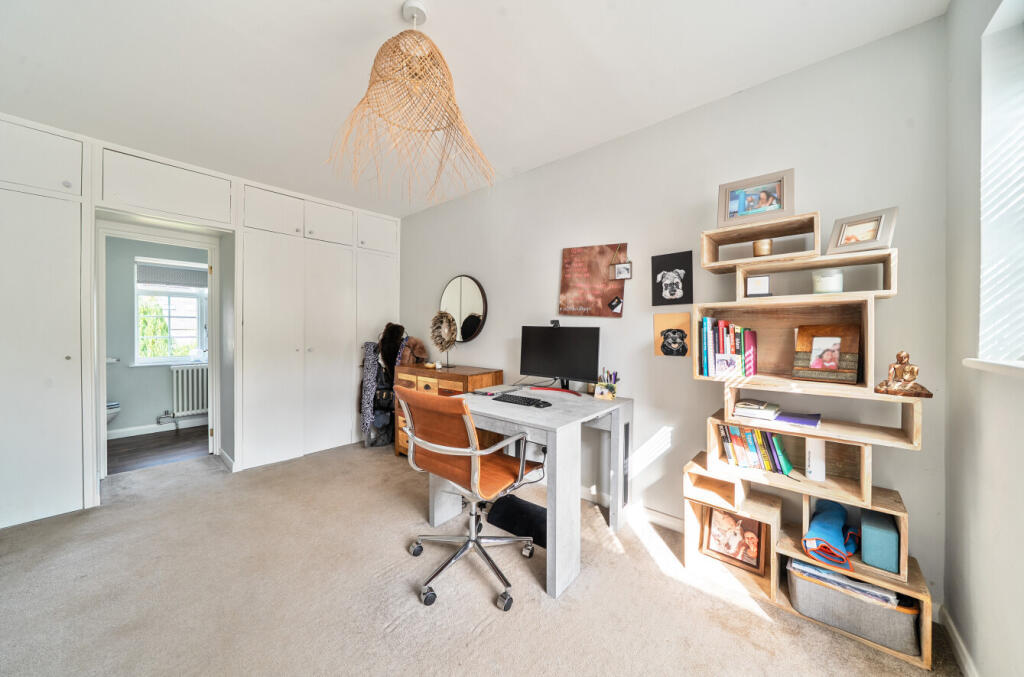 1327928-27-6883af...