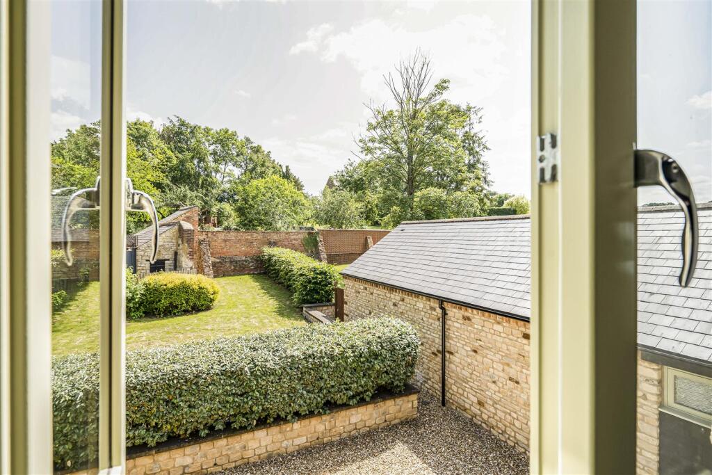 The Stables, 3a Gayton Road, Blisworth (29).JPG