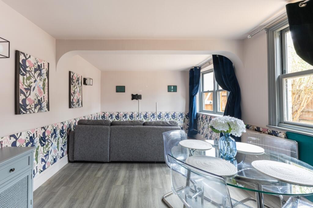 101207_104A-Islip...