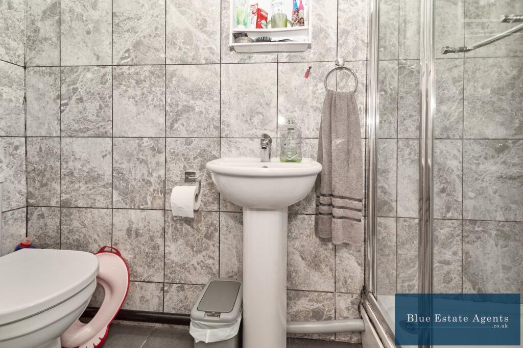 Ground Floor Shower Suite