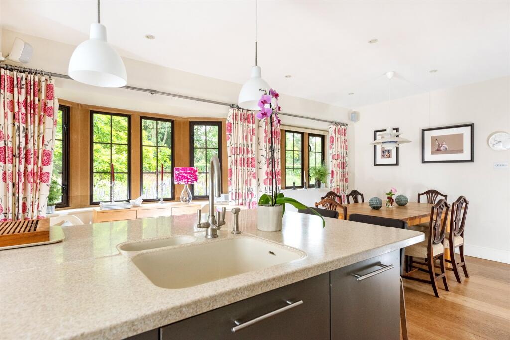 Kitchen/Bfast/Dining