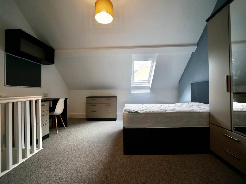 bed4.2.jpg