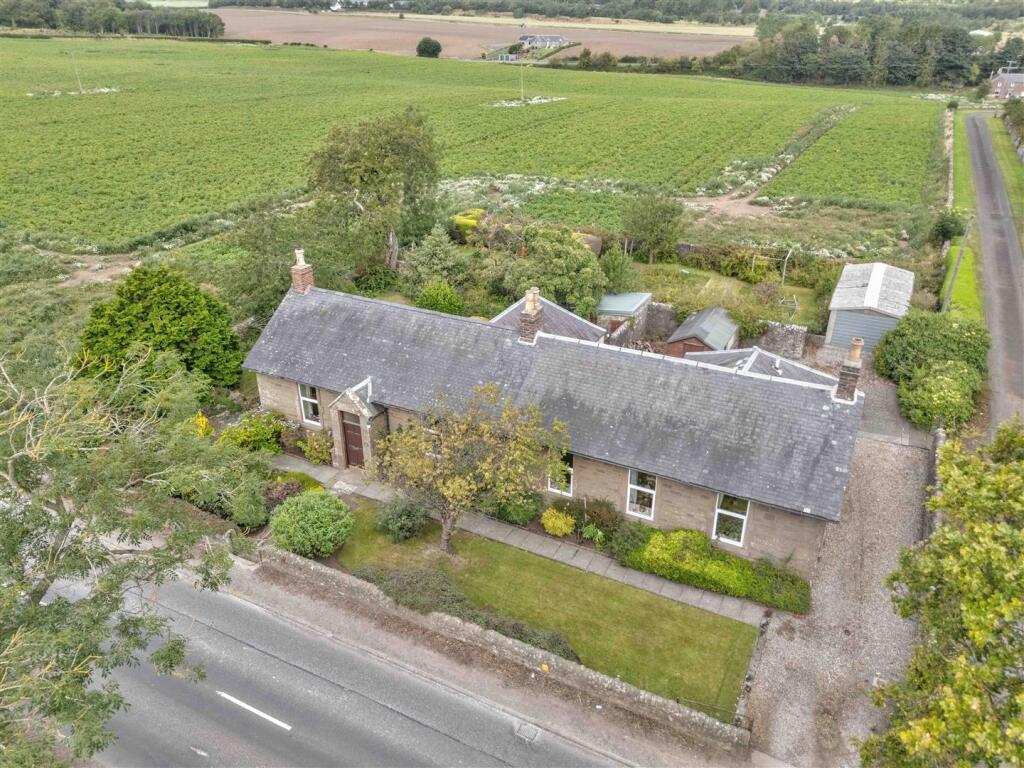 Old School House Drumsturdy Road Kingennie-16.JPG