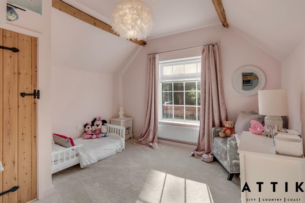 Gable Cottage, Bramfield, IP19 9H (17).jpg