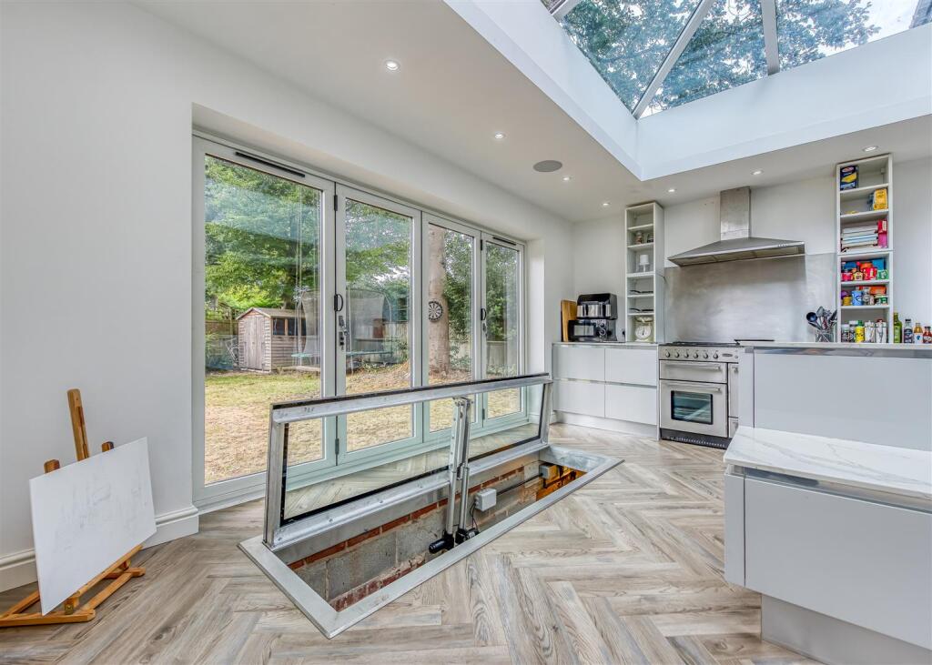 Stonegarth-Kitchen (8).jpg