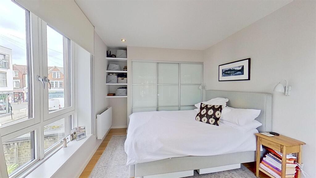 The-Retreat-Furmage-Street-Earlsfield-SW18-0713202