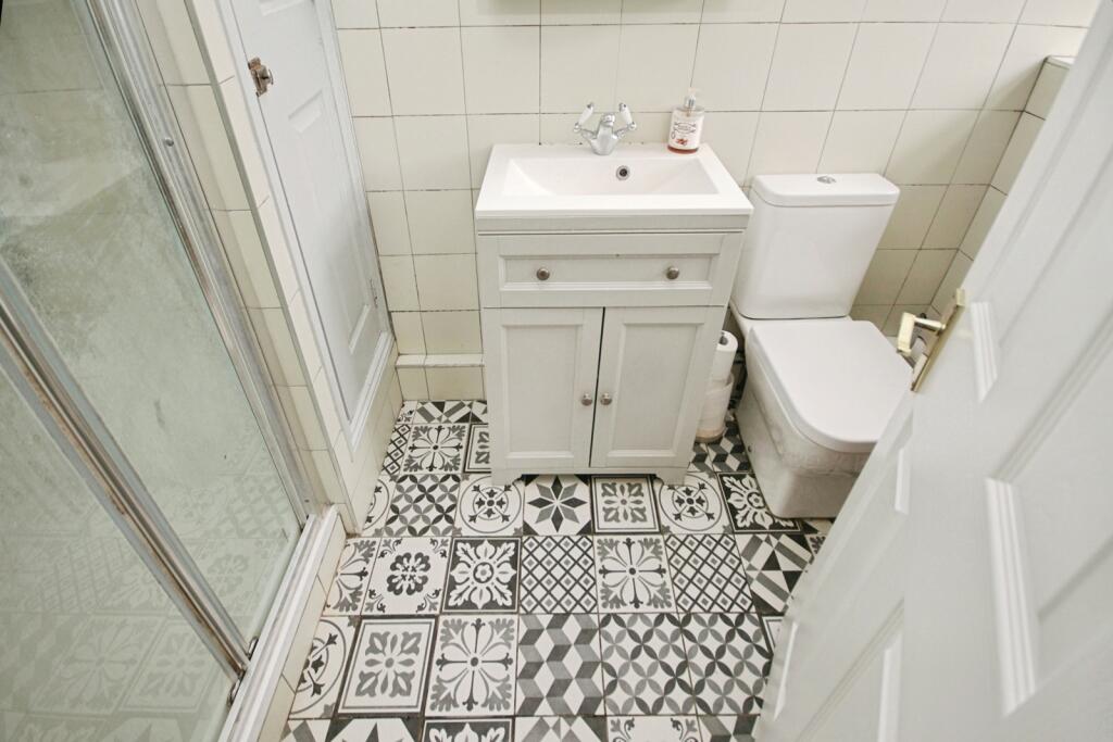 Ensuite