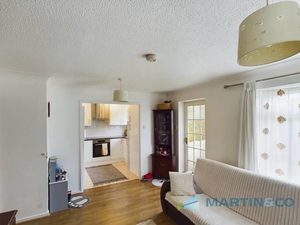 CAM02145G0-PR0046...