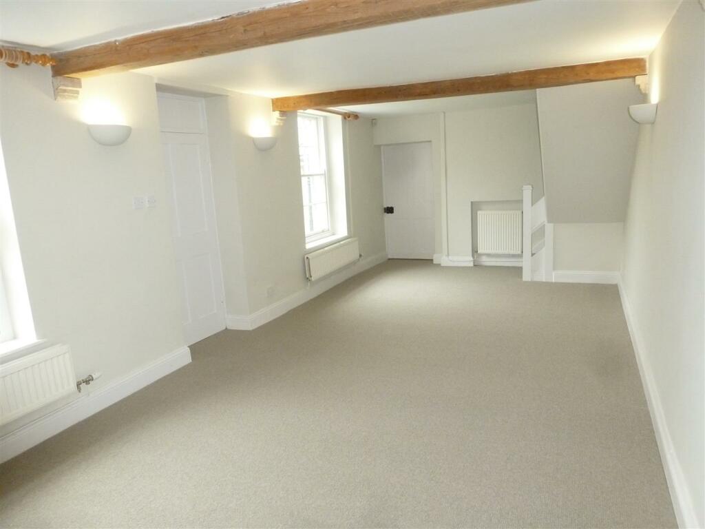 Edge Cottage 13.JPG