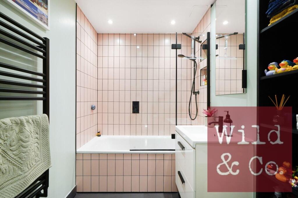 Roman Apartments - HThJBLC2L0DkelTT350G.jpg