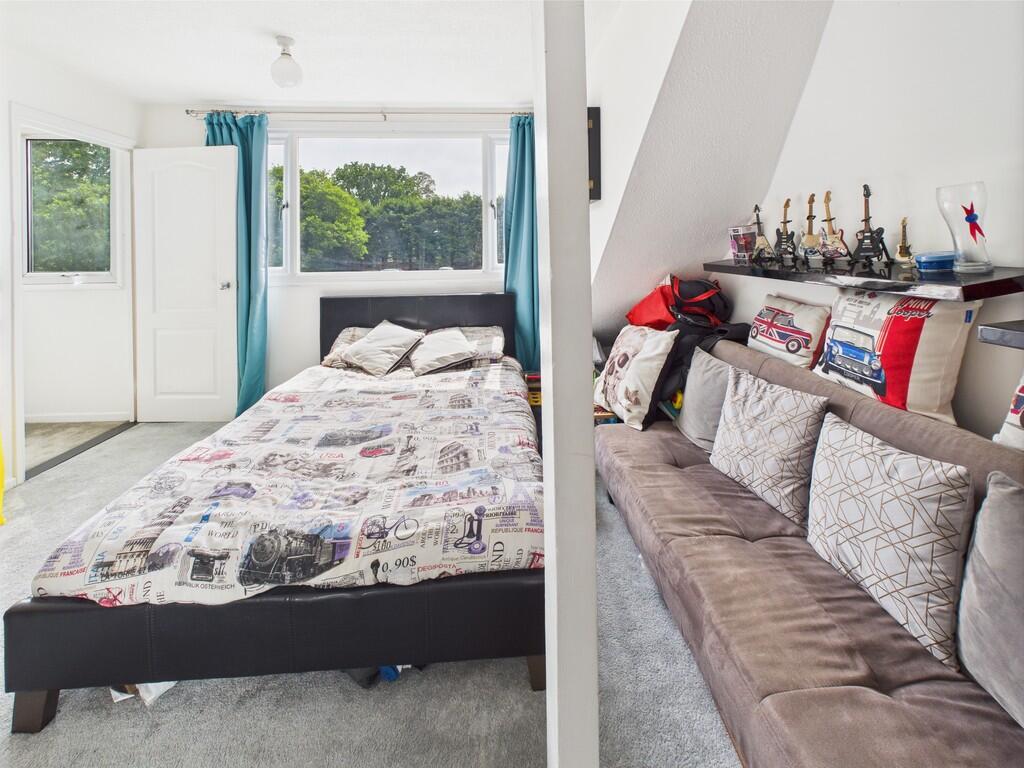 CAM05068G0-PR0031...