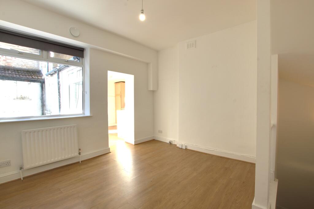 2 LOUNGE ANGLE 1.jpg