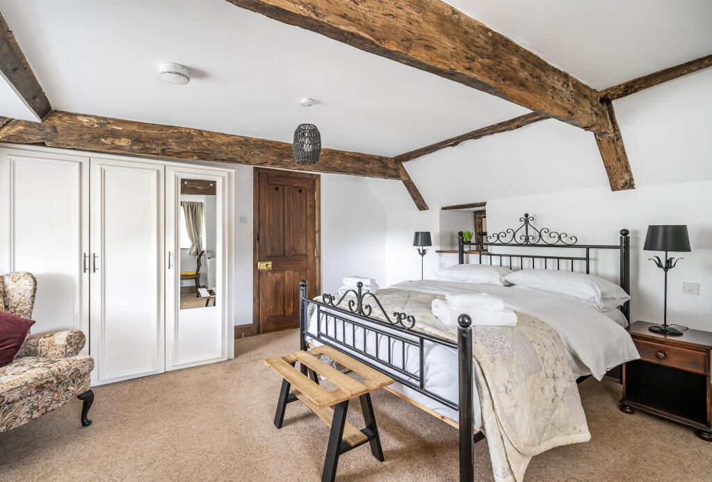 1349053-35-68c2d5...