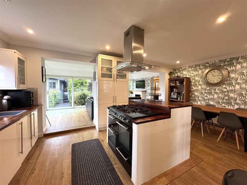 Dining Kitchen