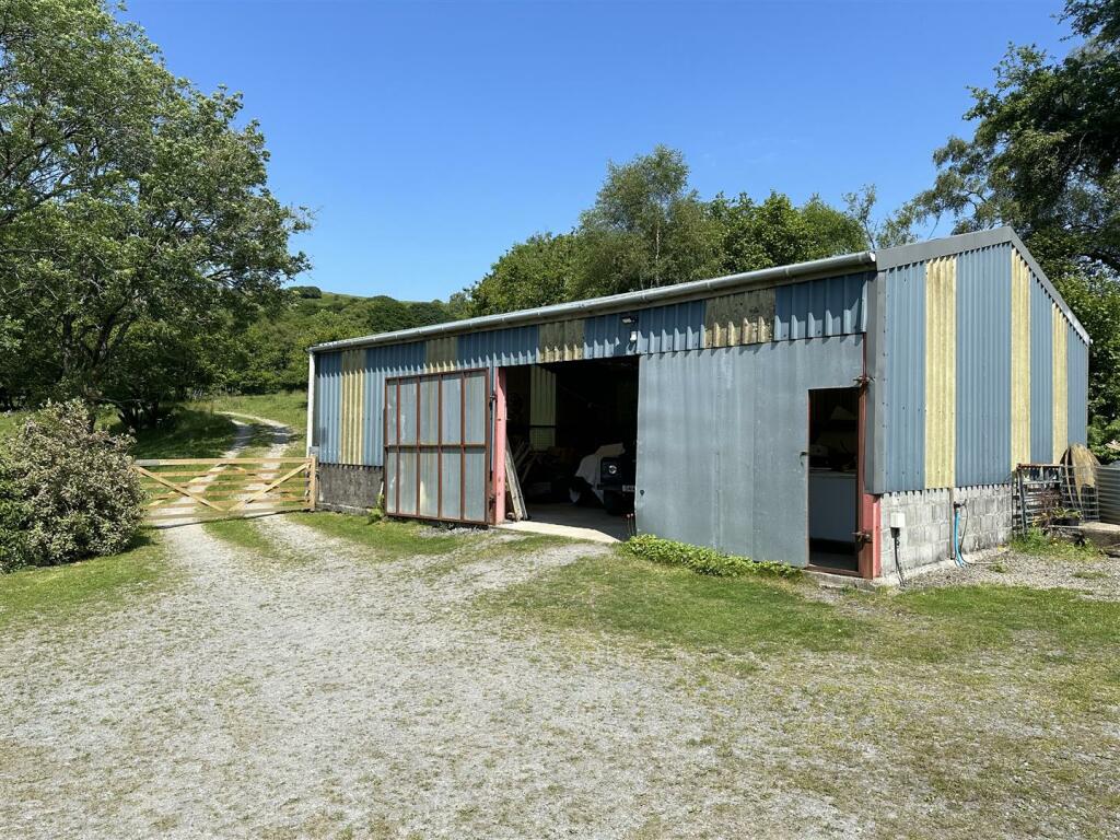 MODERN GENERAL PURPOSE BUILDING