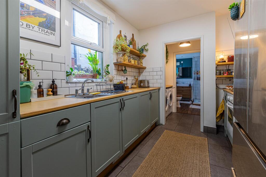 Strathnairn Street 119-5.jpg