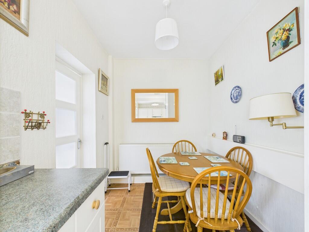 CAM01835G0-PR0273...