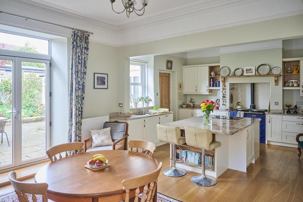 BA15 1EG KITCHEN DINER LO RES_ 4.jpg