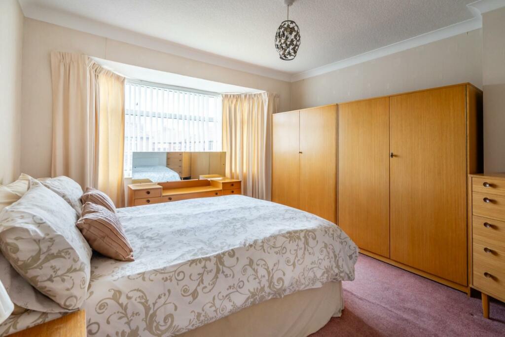 bedale ave (14 of 19).jpg