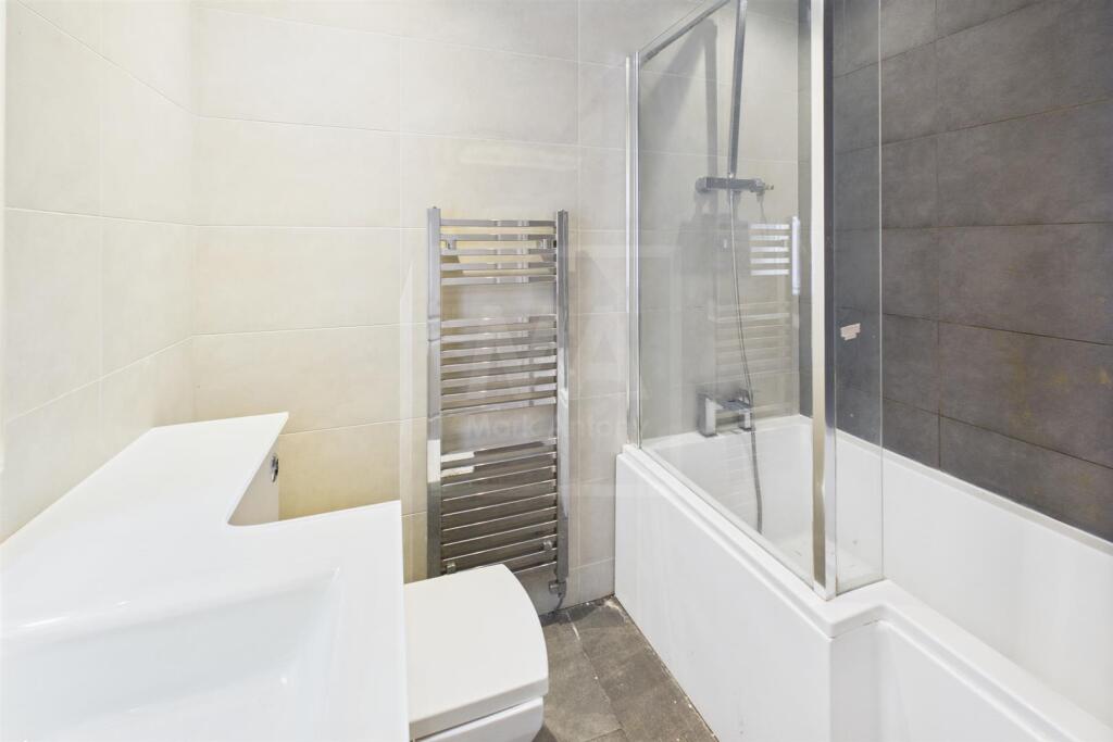 Main Bathroom