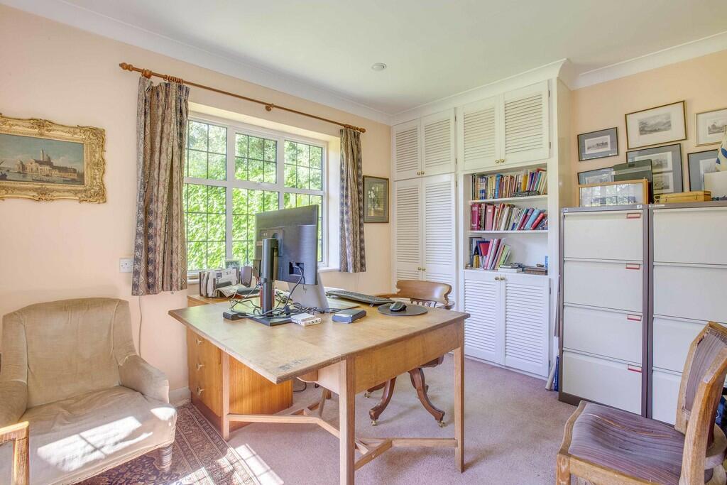 Mayhews Burtons W...