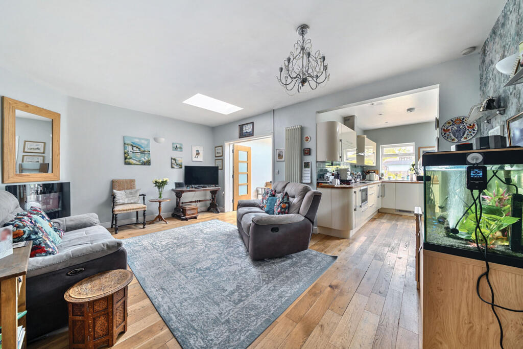 23-6819dba6d5513-...