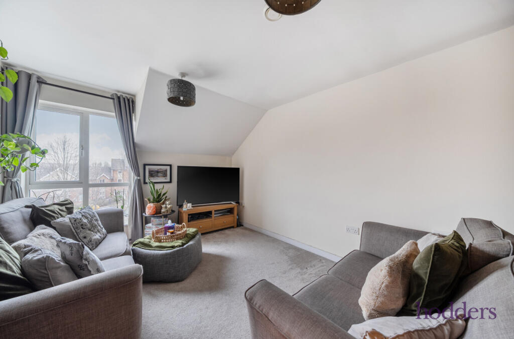 b93e89bb-27e4-47b...