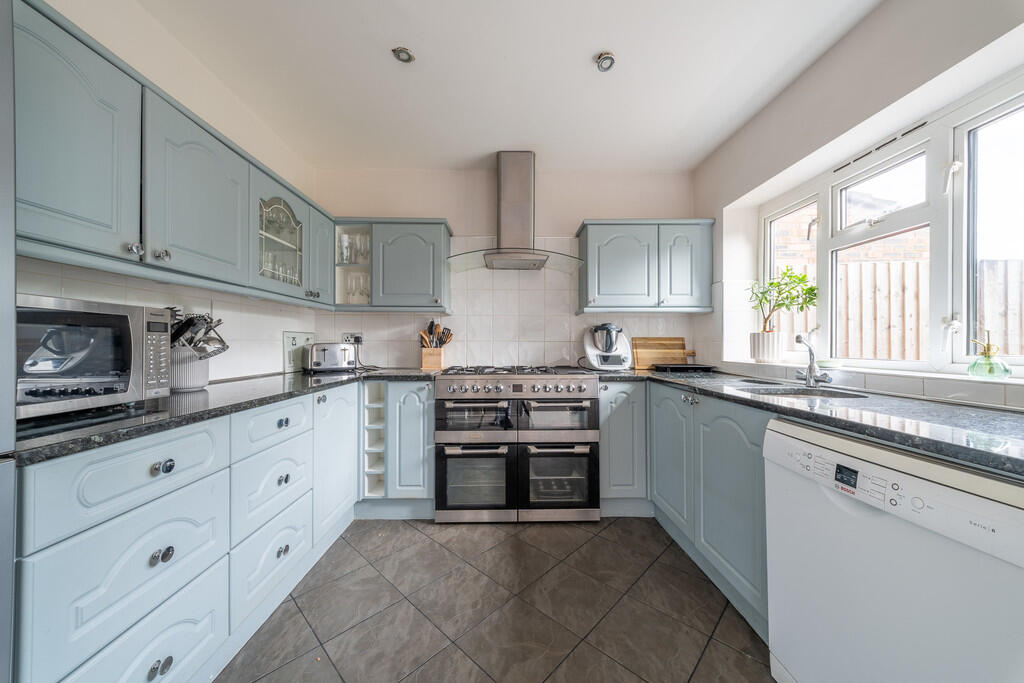 2 Wheatsheaf Lane...