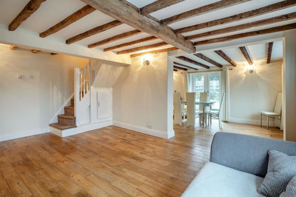 8531347-interior10-800.jpg