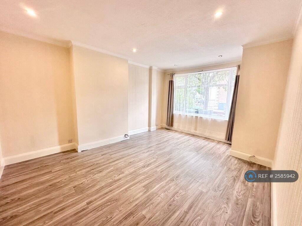 Front Room / Reception 1