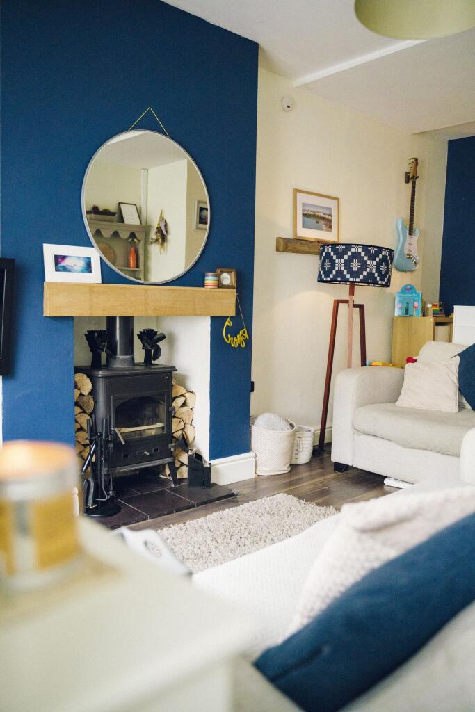 Ystafell Fyw a Bwyta / Living and Dining Room