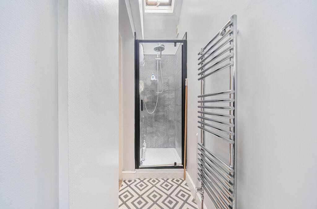 1305320-13-6841c8...