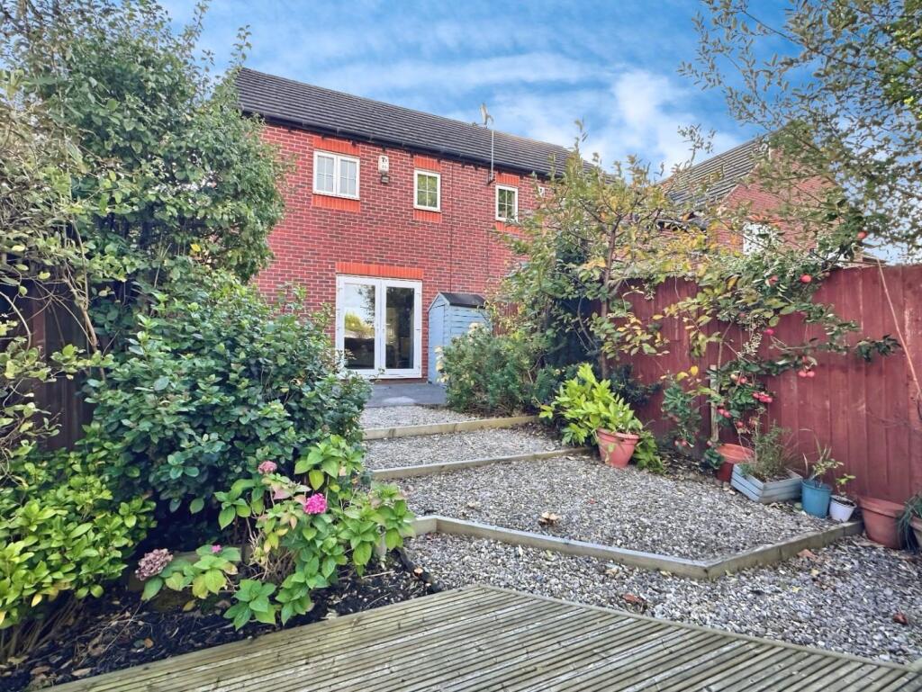 b5e776cb-Garden 206.jpg