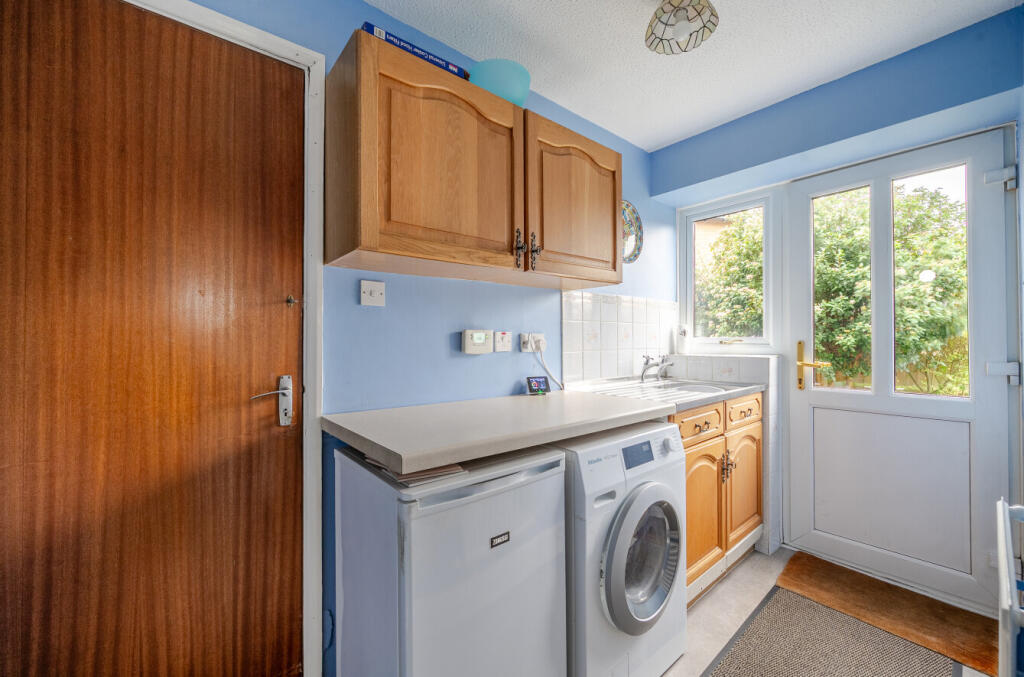 1388638-16-694a8f...