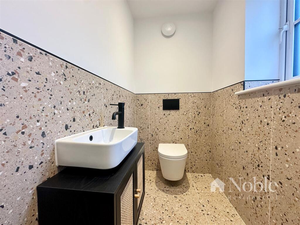 Ground Floor WC