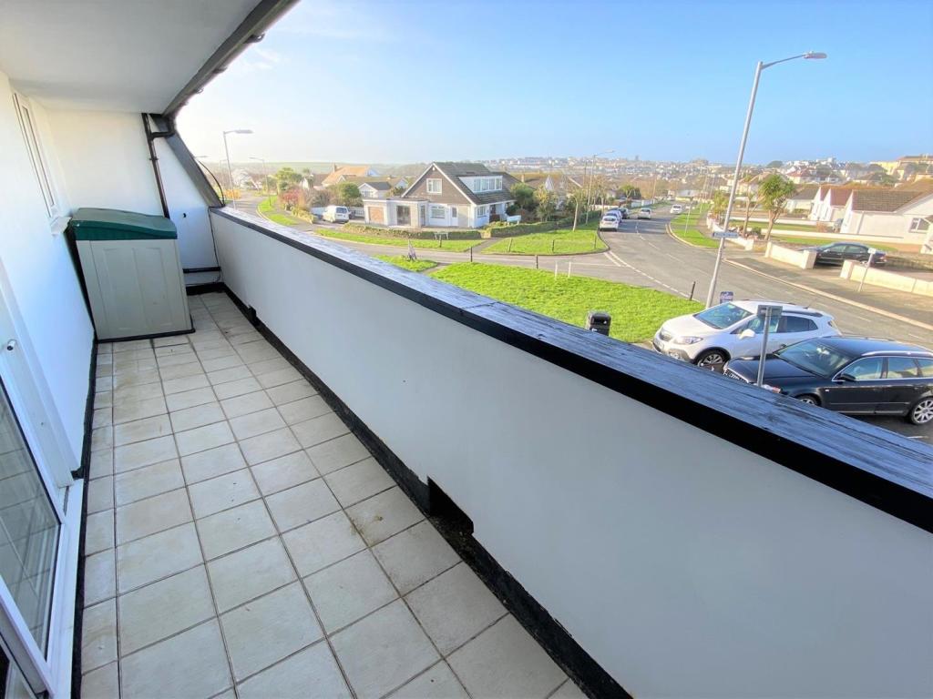 18 Chester Court Balcony