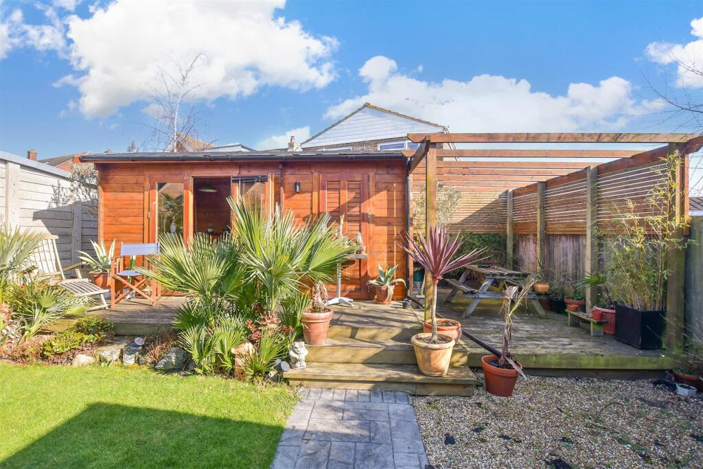 Workshop/Outbuildings