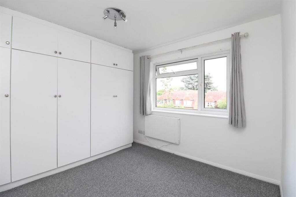 Bedroom 2.JPG