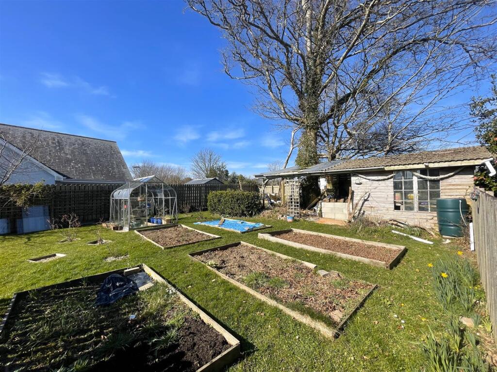 Garden 9.jpg